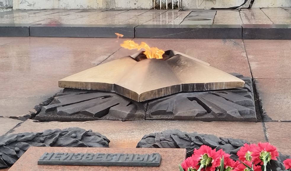 Вечный огонь мурманского «Алеши» временно перенесут в Долину Славы из-за масштабного ремонта