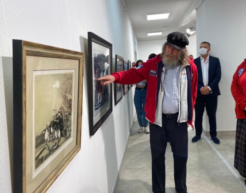 Выставка картин Фёдора Конюхова открылась в Мурманске
