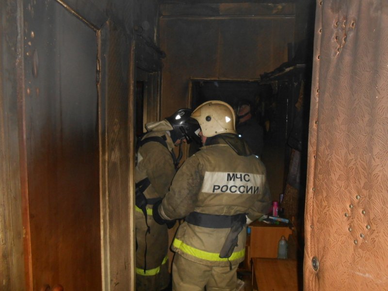10 мурманчан спасли из пожара в центре города