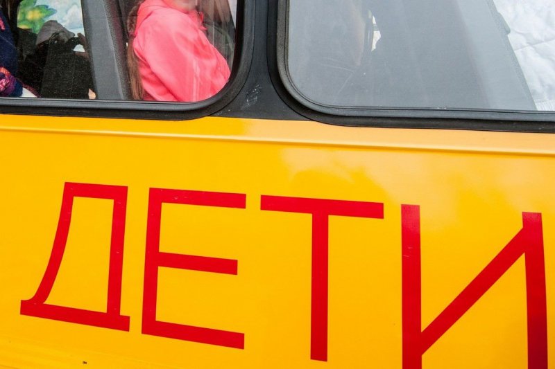 В школу спецавтобус будет возить детей в Росляково