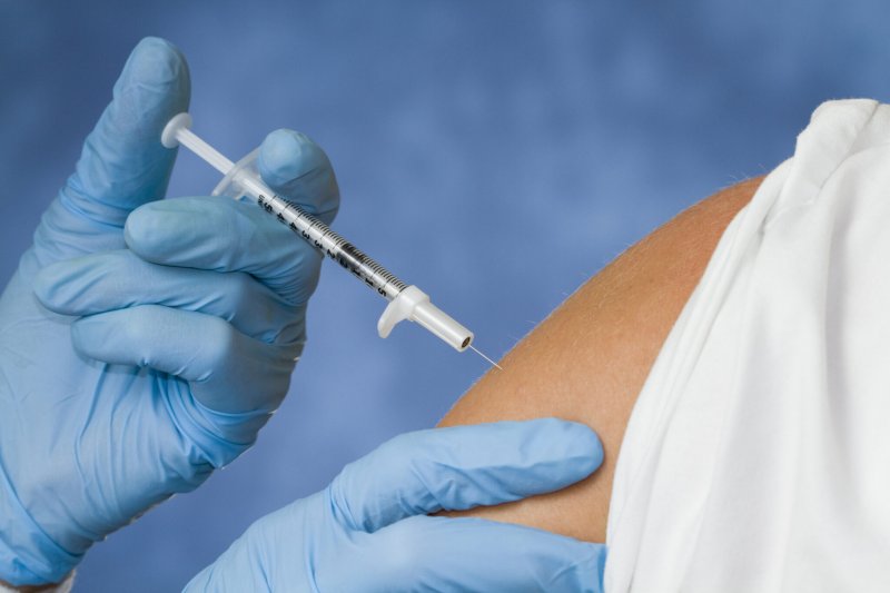 Мобильный пункт вакцинации откроют в «первомайке» Мурманска