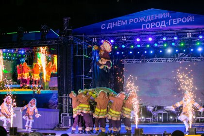 Фоторепортаж: Мурманск отметил 105 лет