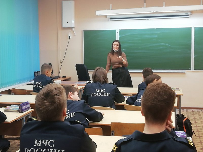 Неделя правовых знаний прошла в кадетской школе Мурманска