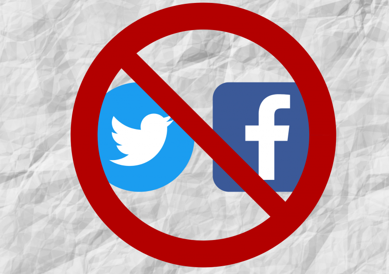 В РФ запретят Фейсбук. Фейсбук запретили в России. Блокировка Facebook в России. Фейсбук и Твиттер.