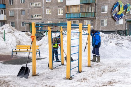 Планируется заменить ворота и обновить ограждение на футбольном поле