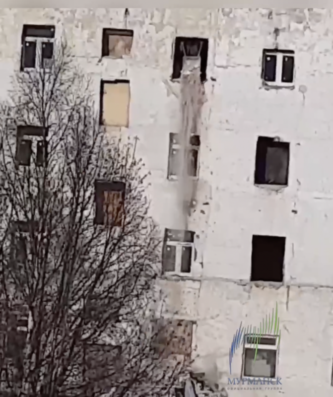 Ремонт квартиры в центре Мурманска привел в шок горожан