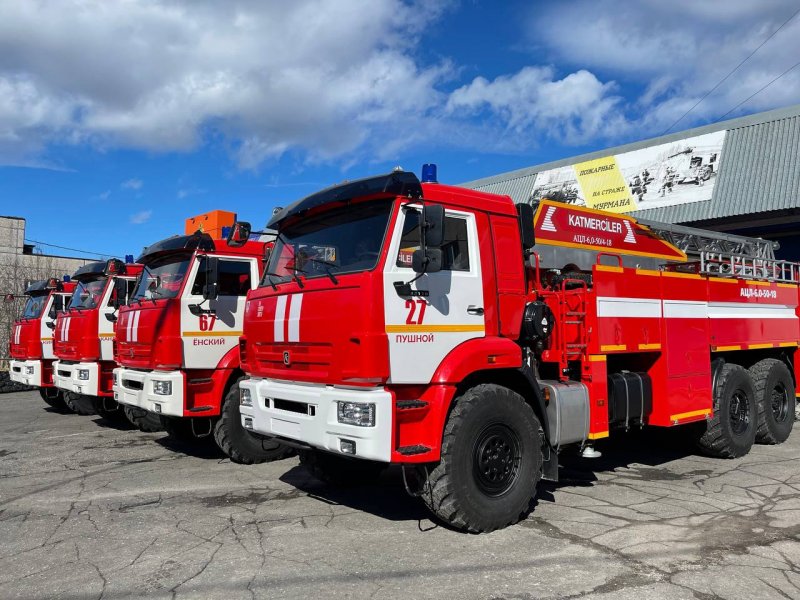 Новые машины пополнили автопарк пожарно-спасательной службы Мурманской области