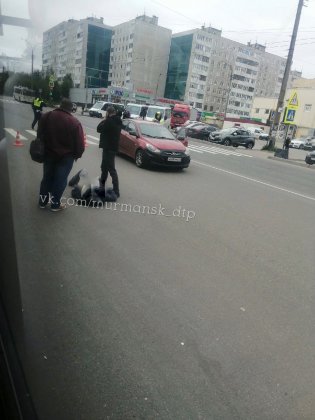 Известны подробности аварии с пешеходом в Мурманске