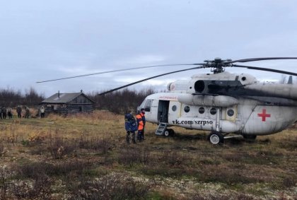 Больного геолога вертолетом доставили из Ловозерья в Мурманск