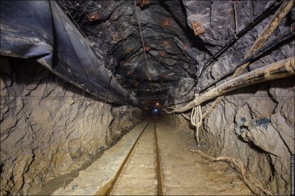 Обвал на шахте в Никеле - погиб человек