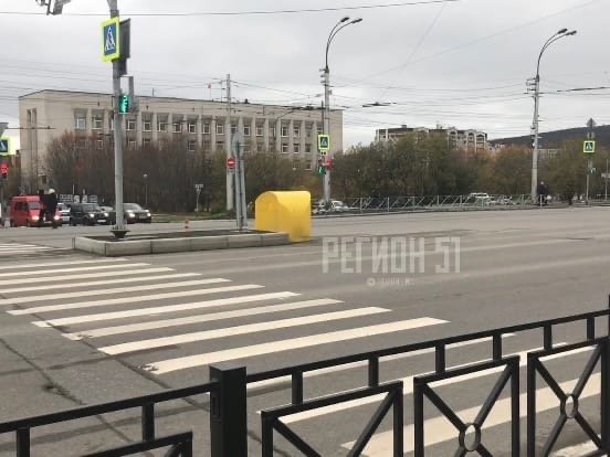 Человеческим голосом заговорил светофор в Мурманске