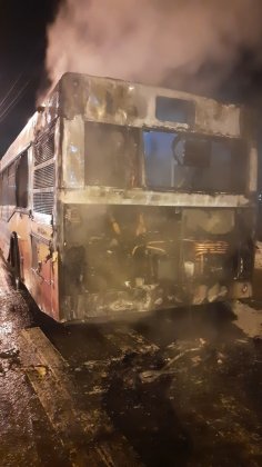 Автобус загорелся в центре Мурманска