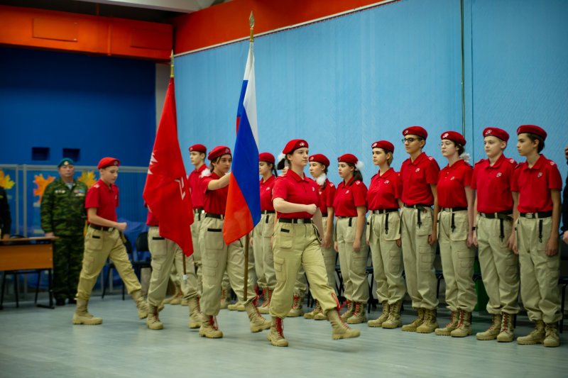 «Служить России»: оборонно-спортивные соревнования юнармейцев прошли в Мурманске