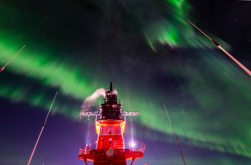 Новый год экипажи атомоходов встретят в Арктике