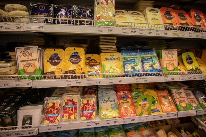Более 30 упаковок сыра украл из магазина житель Апатитов