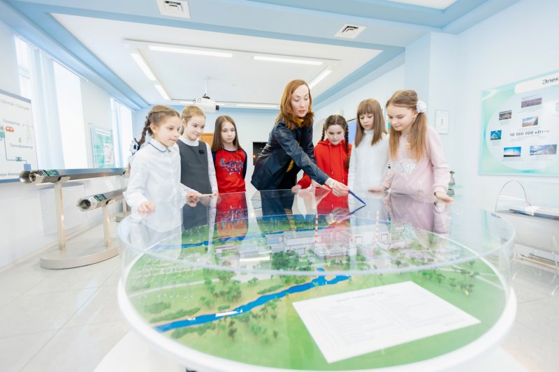 Кольскую АЭС в 2022 году с экскурсиями посетили порядка 2,5 тысяч человек из 30-ти городов России