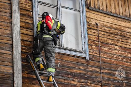 Прокуратура проверит расселение жильцов сгоревшего дома в Мурманске