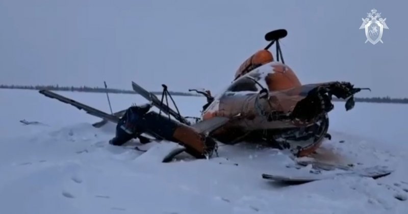 Следователи озвучили версии жесткой посадки вертолета в Ловозерье