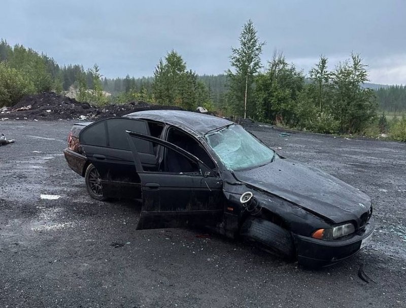 Погиб водитель: во время сильного дождя перевернулась 