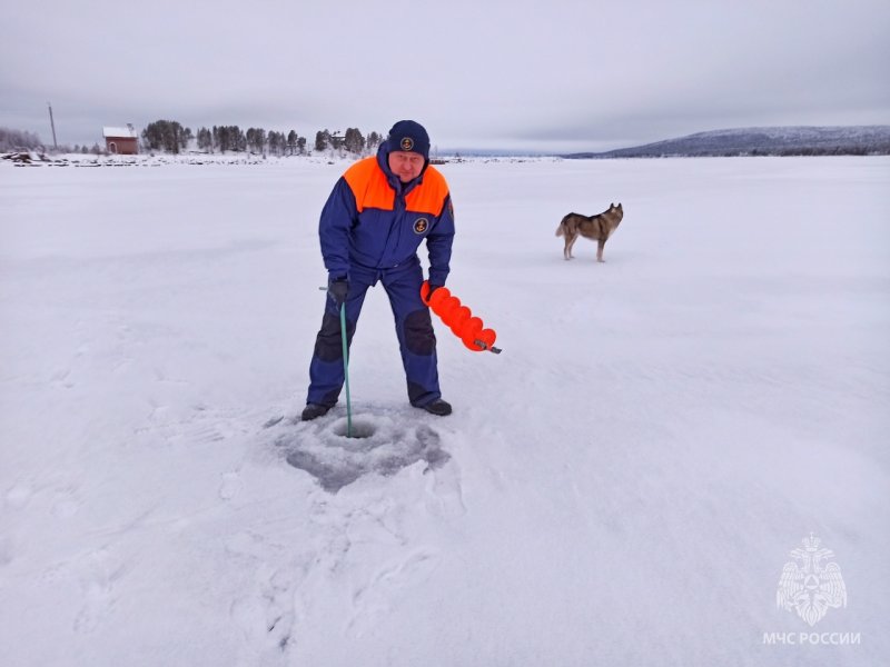 МЧС: лед еще опасен в Мурманской области