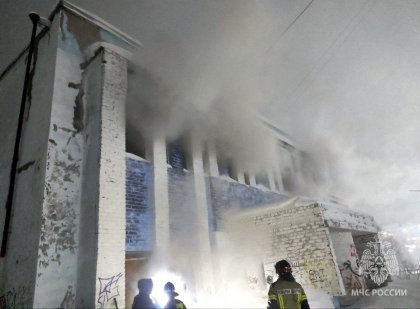 Сгорела часть зрительного зала в Доме офицеров Полярного