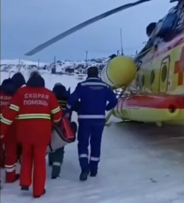 Пациента с травмой вертолетом доставили из Териберки в Мурманск