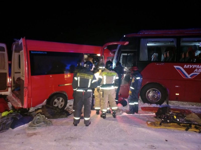Смертельное ДТП: рейсовый автобус столкнулся с микроавтобусом на "серебрянке"