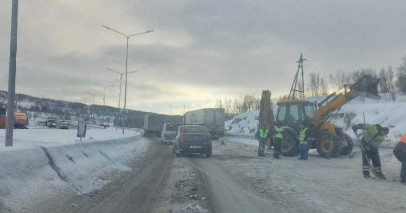 Открыли движение на месте аварии на «лениградке» в Мурманске