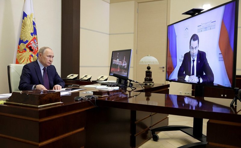 Чибис пригласил Путина летом в Мурманскую область на запуск порта «Лавна»