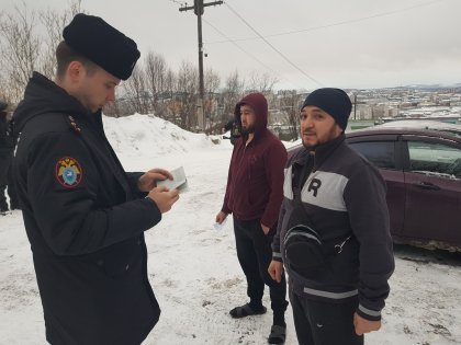 Водителей такси массово поставили на воинский учет в Мурманске