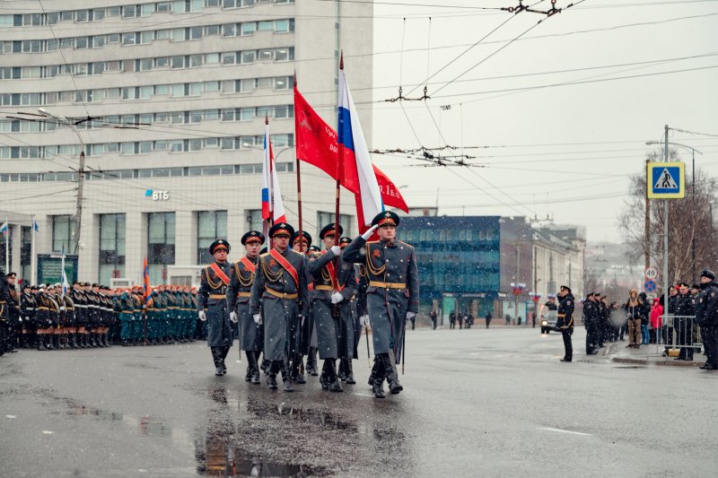 3 и 6 мая остановят движение машин из-за репетиций Парада Победы в Мурманске
