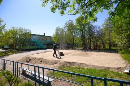 Две игровые и одну спортивную площадки установят возле детсада в Мурманске