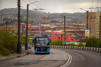 Еще 9 автобусов и 8 троллейбусов вышли на улицы Мурманска