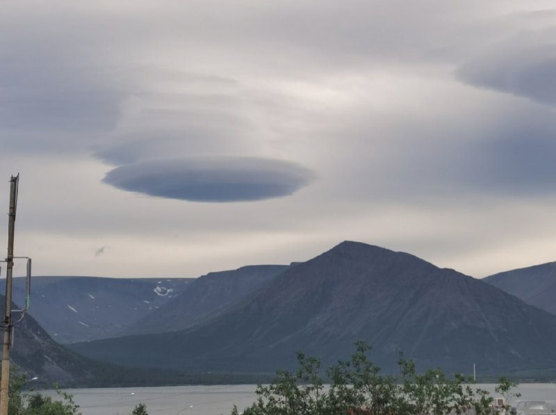 "НЛО" сфотографировали в Хибинах