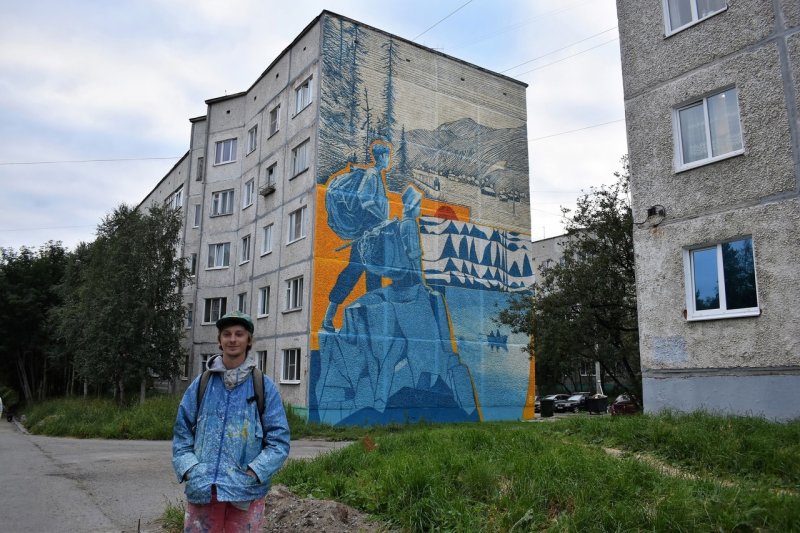 Новым подарком от Андрея Малахова любуются жители Апатитов