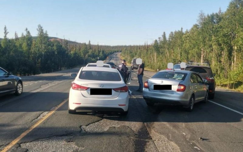Пять машин столкнулись в Мончегорском районе