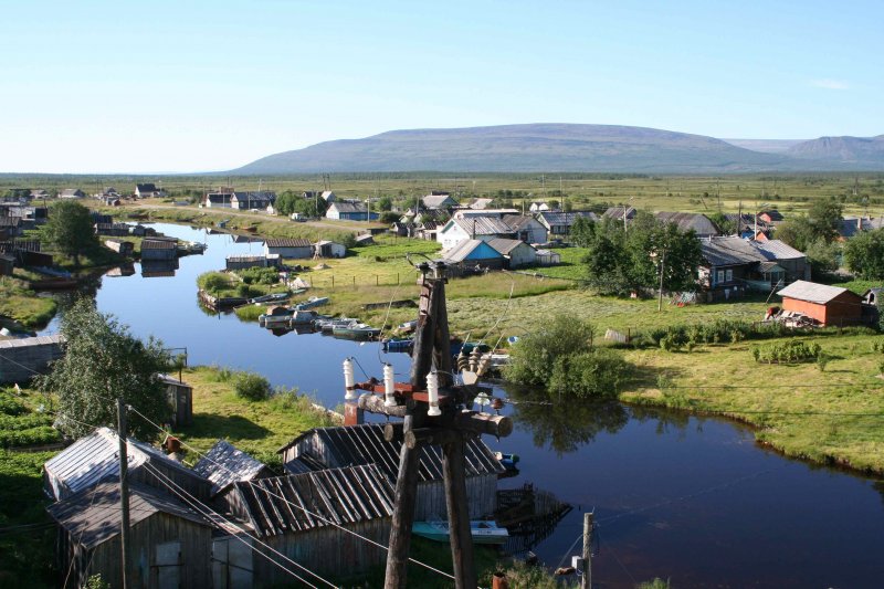 Мост ремонтируют в Ловозере