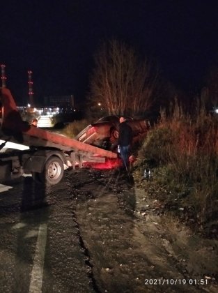 Отправил Mercedes в кювет, уходя от погони пьяный водитель в Кандалакше