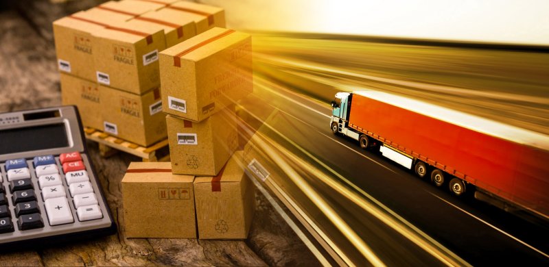 Наживалась на клиентах менеджер компании грузоперевозок в Апатитах