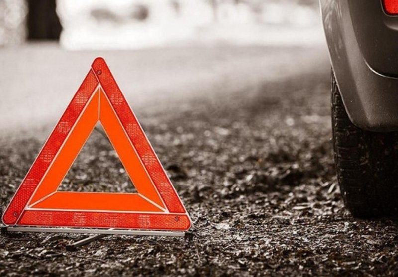 Разбился микроавтобус: 10 пострадавших в аварии в районе Тайболы