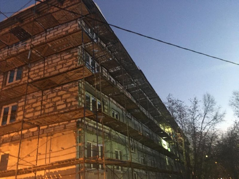 Поврежденный взрывом газа дом капитально ремонтируют в Мурманске