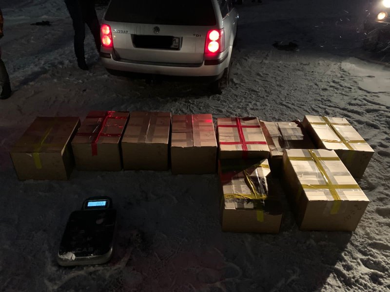 Крабовых браконьеров поймали на выезде из Мурманска