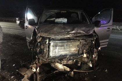 Микроавтобус и леговушка разбились неподалеку от Кольского моста Мурманска