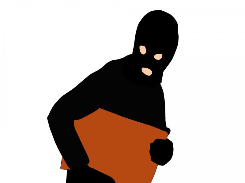 10 лет колонии грозит грабителю микрофинансовой организации в Мурманской области