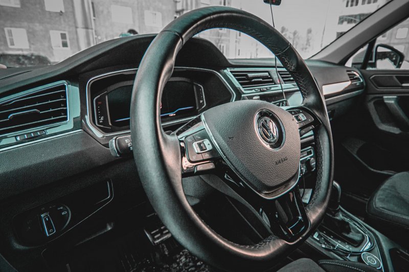 Автоледи «накатала» 53 штрафа в Ковдоре