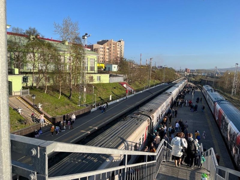 Первый прямой поезд отправился в Севастополь из Мурманска