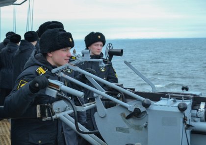 Вышли в море мурманские нахимовцы