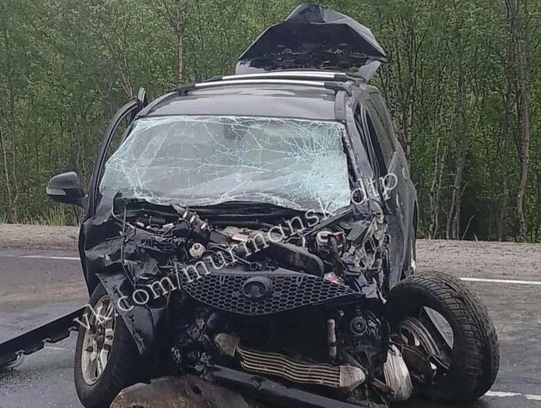 Пострадали четверо в массовой аварии на трассе в аэропорт Мурманска