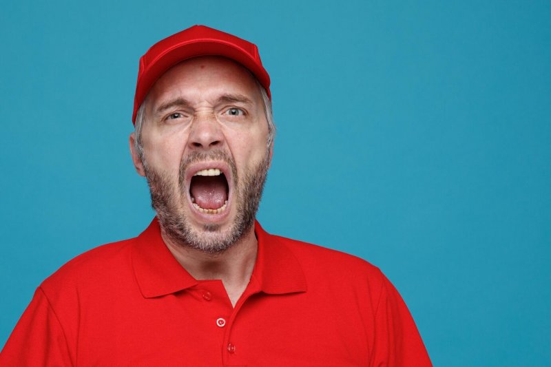 Истошные крики раздавались из квартиры в Мурманске