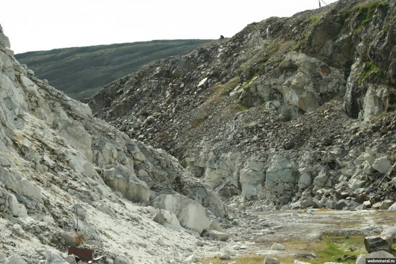 Открыли новый минерал ученые КНЦ РАН